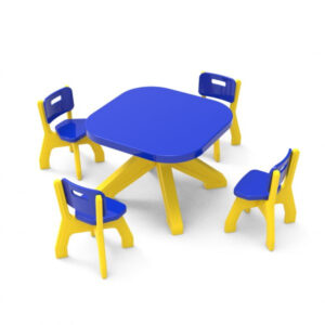 KIDS AND TOYS SQUARE TABLE SMALL PLASTIC